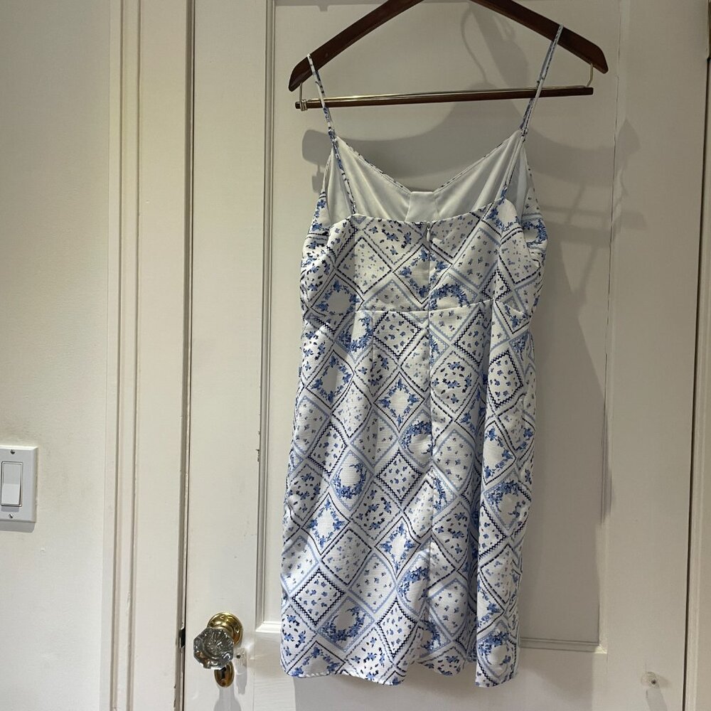Altar'd State Blue Floral Mini Dress Size Small Spaghetti Straps - Picture 3 of 11